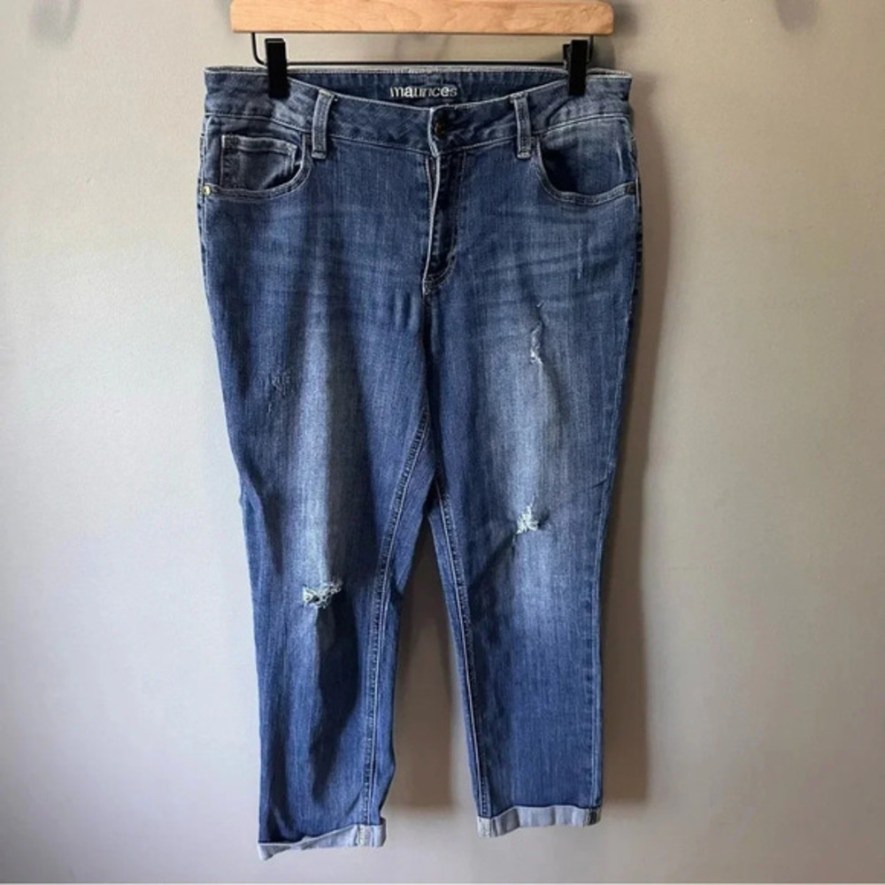 Maurice’s Ankle Cropped‎ Jeans. Medium wash. Cuffed hem. EUC. Size 7/8